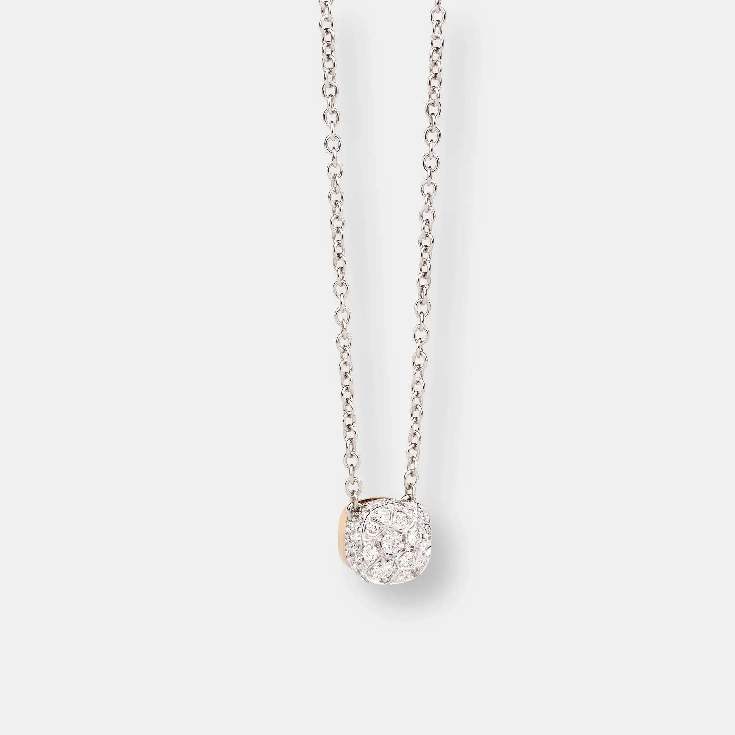 Pendentif avec chaîne nudo